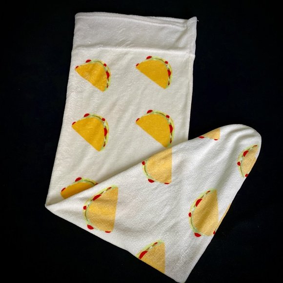 2 Toddler sleep sacks or blankets - Picture 2 of 4